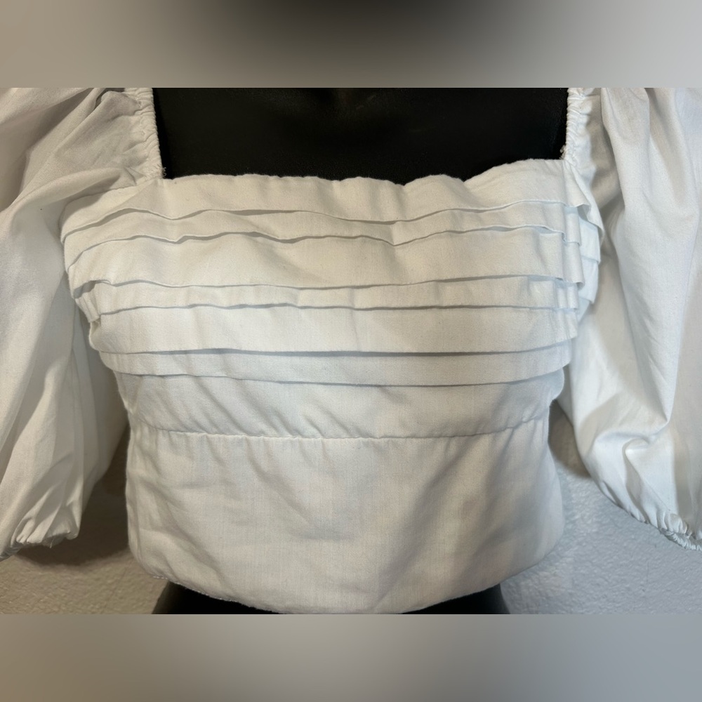 Abercrombie & Fitch White Puff Sleeve Smocked Crop Top Size XS - Picture 3 of 7